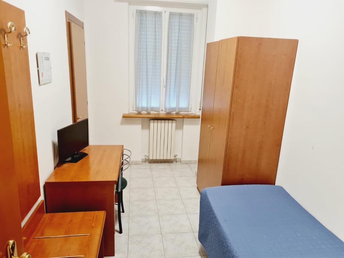 Hotel San Marco Pesaro Esterno foto